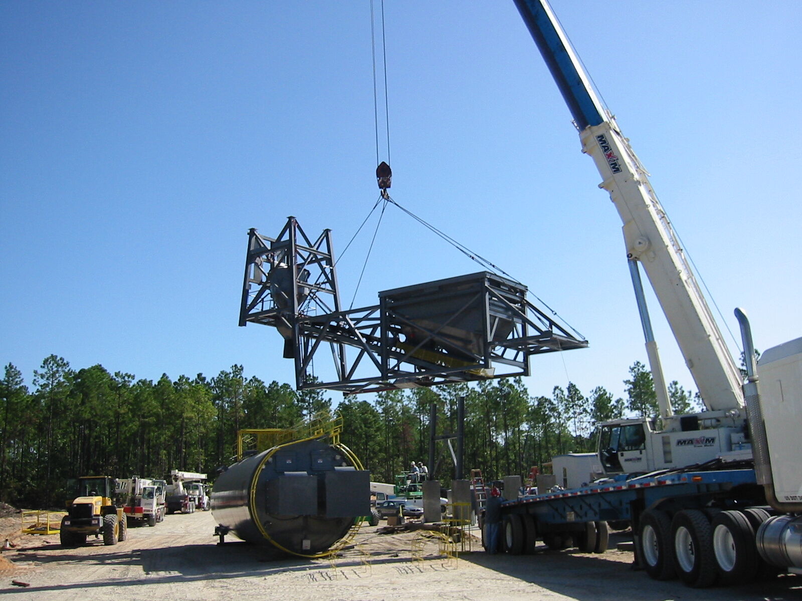 A D.R. Reynolds construction site working on custom fabrication.